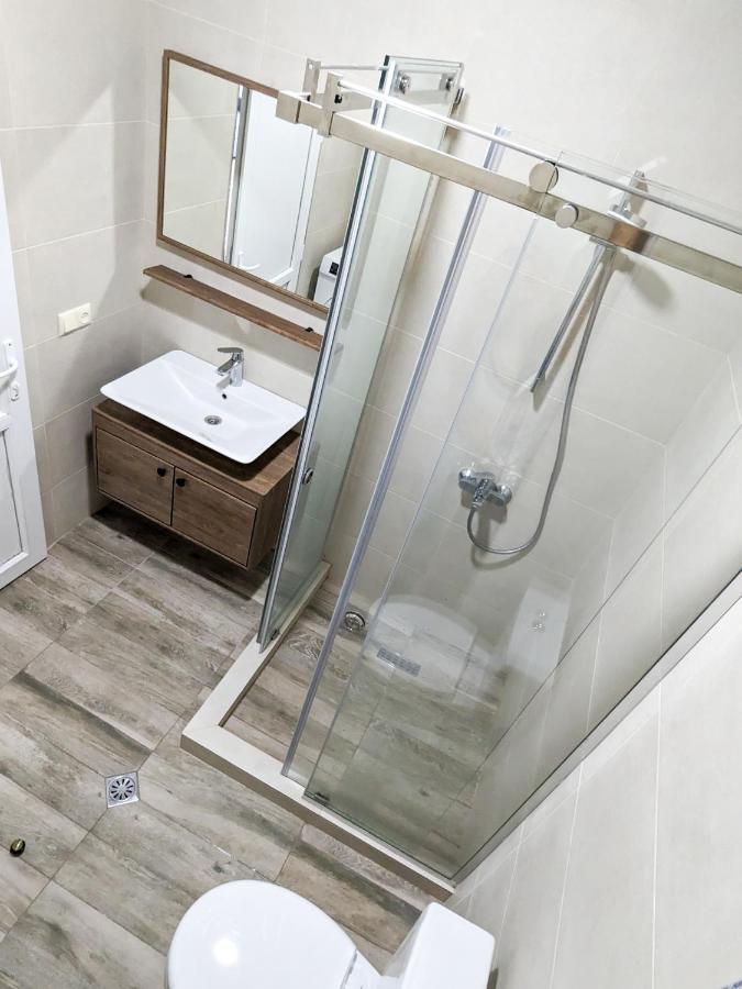 Brand New Apartment In Kutaisi Eksteriør bilde