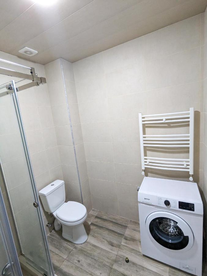 Brand New Apartment In Kutaisi Eksteriør bilde