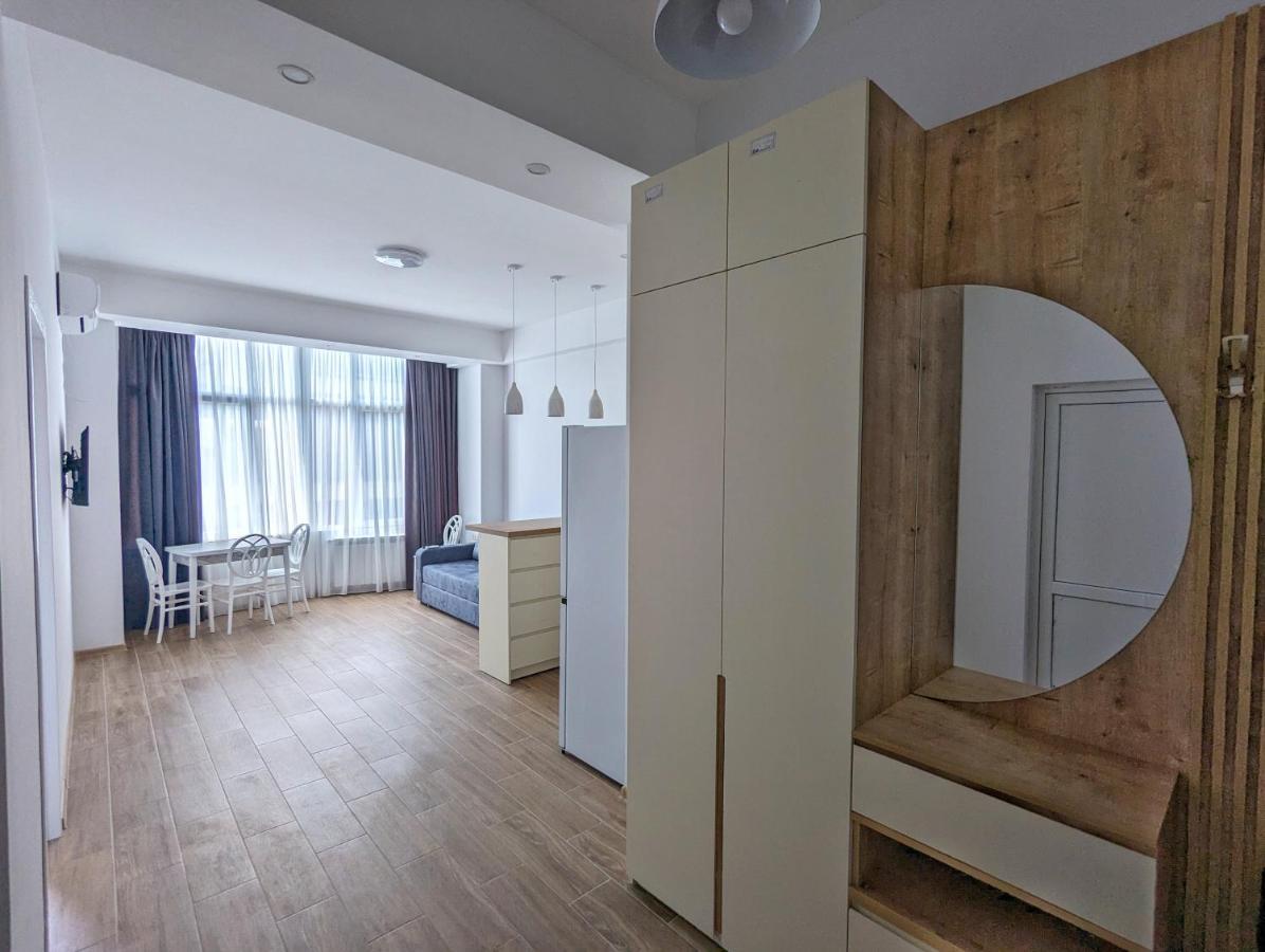 Brand New Apartment In Kutaisi Eksteriør bilde